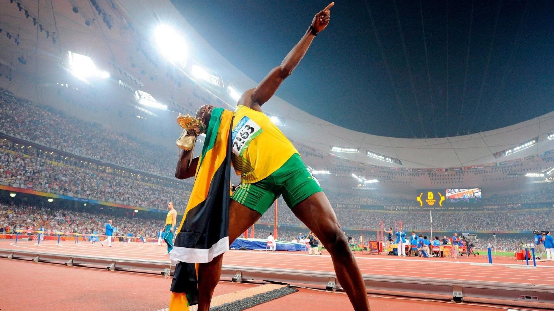 规则奇阵！绿林流浪者开赛闪电四换人，战术博弈引爆英协联杯